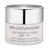 Солнцезащитный крем с эффектом осветления (White | White Day Protection SPF 15)